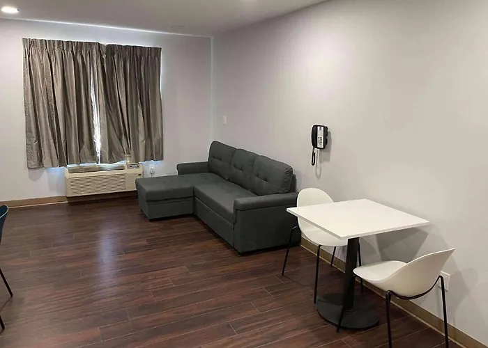 Hotel 6 Il 4*